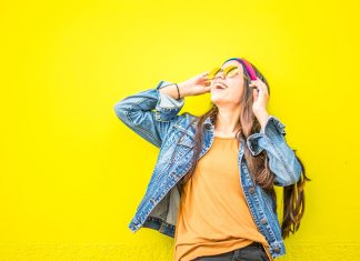 Moda Dünyasında Pantolon Trendi: Yüksek Bel ve Şık Detaylar ennabutik2